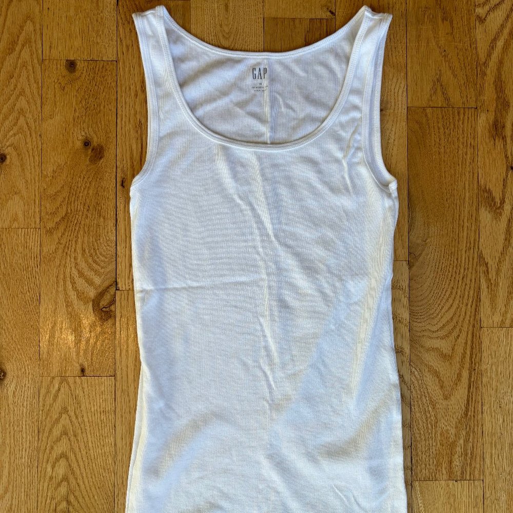 Gap White Tank